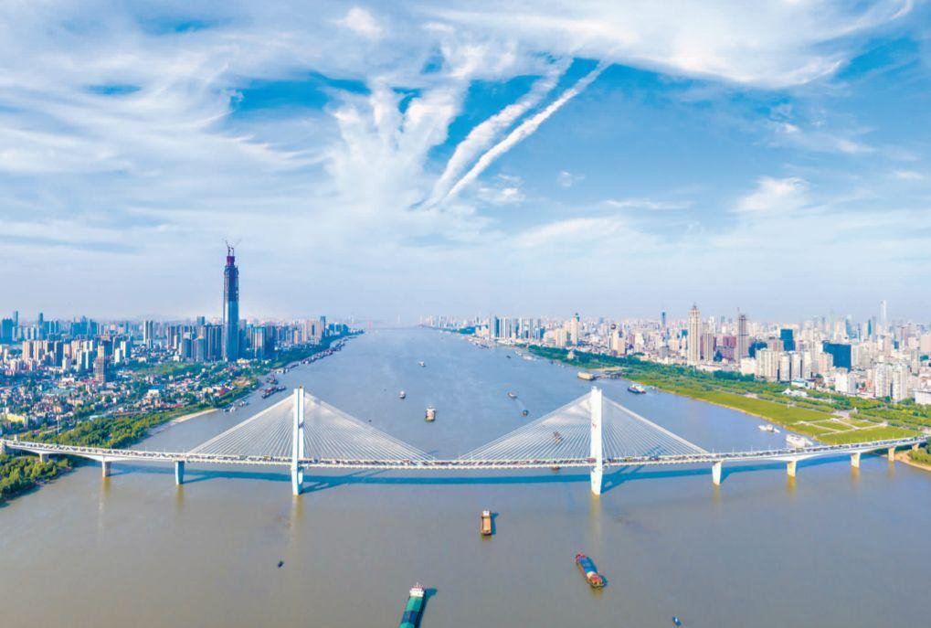武漢無(wú)人機(jī)航拍新的時(shí)代帶來(lái)